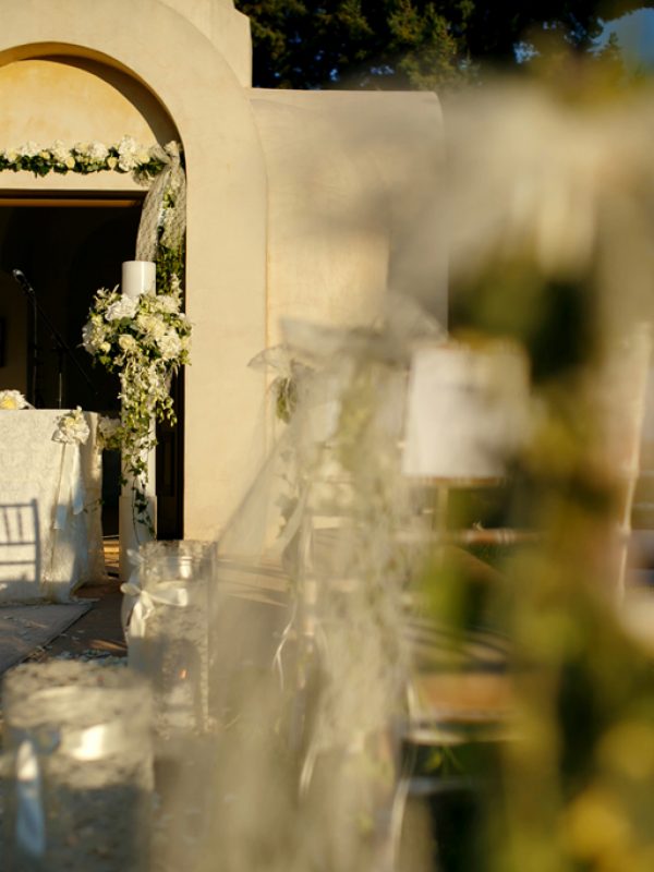 Romantic all-white Wedding – Wedding at Ktima Orizontes in Greece