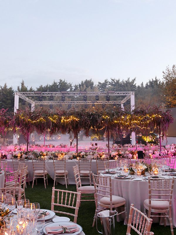 Gold & White glam – Wedding at Ktima Orizontes in Greece